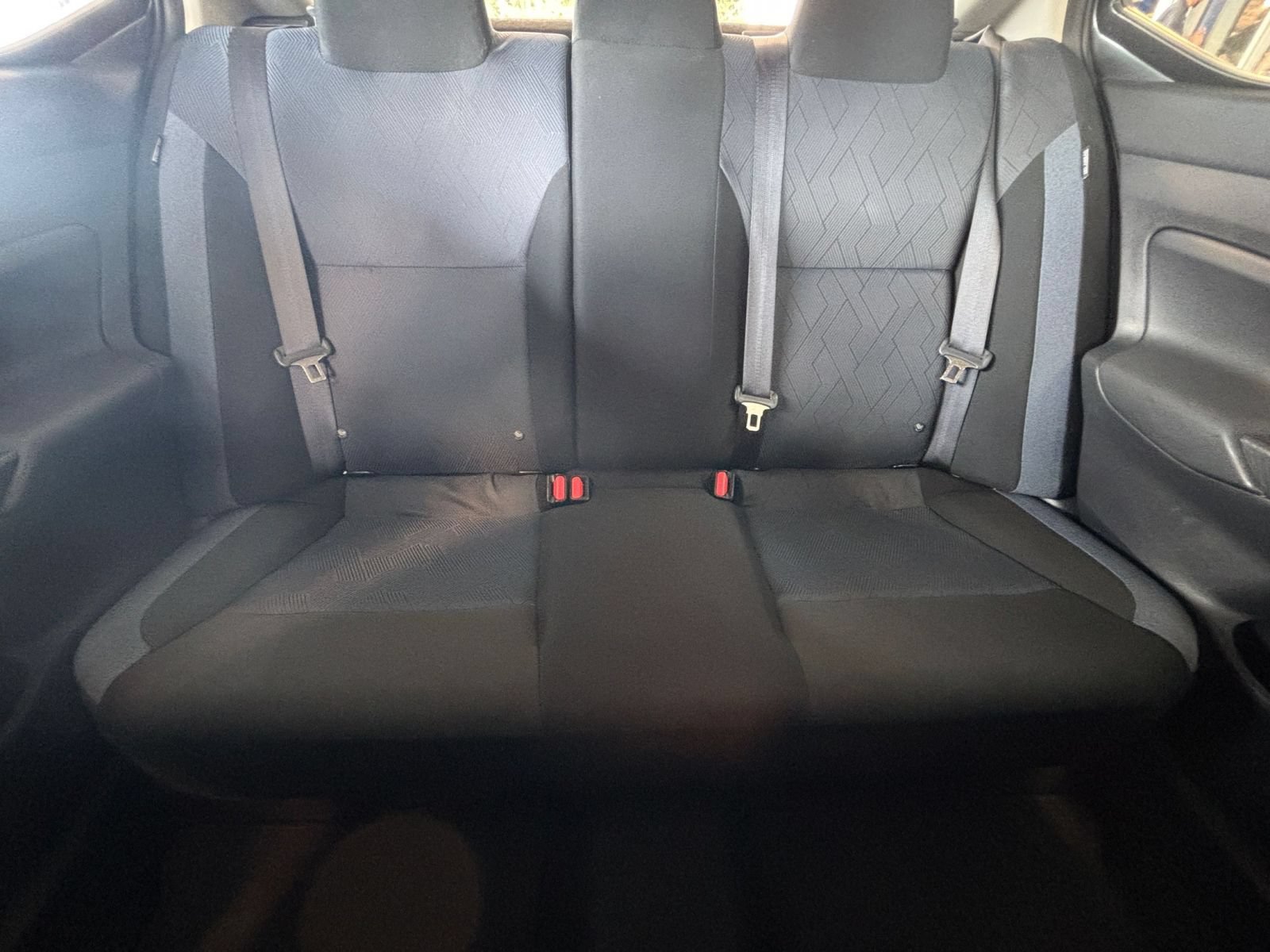 Used 2025 Nissan Versa SV FWD image 36
