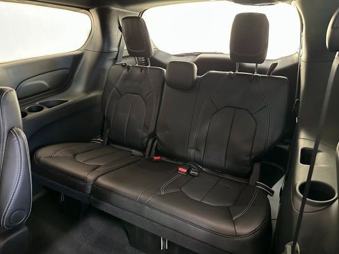 New 2026 Chrysler Pacifica Select w/ S Appearance Package FWD image 42