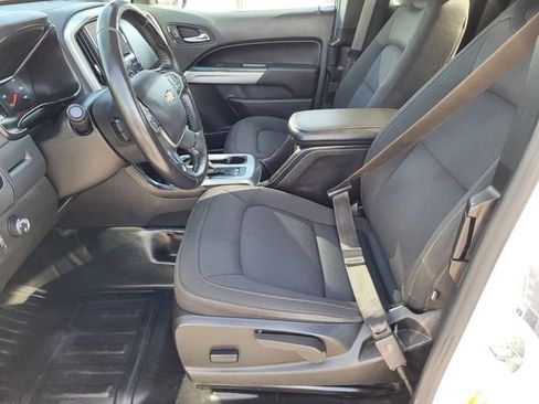 Used 2022 Chevrolet Colorado LT w/ Fleet Safety Package image 15