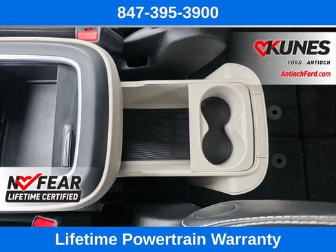 Used 2023 Chrysler Pacifica Touring-L image 60