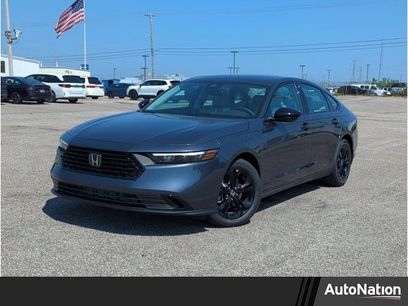 New 2025 Honda Accord SE