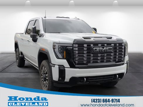 Used 2025 GMC Sierra 2500 Denali Ultimate w/ Max Trailering Package AWD/4WD image 1