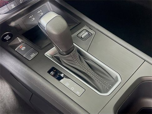 New 2026 Nissan Kicks SV image 12