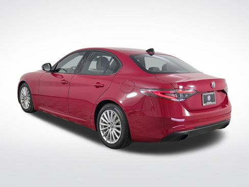 Used 2024 Alfa Romeo Giulia Sprint RWD image 5