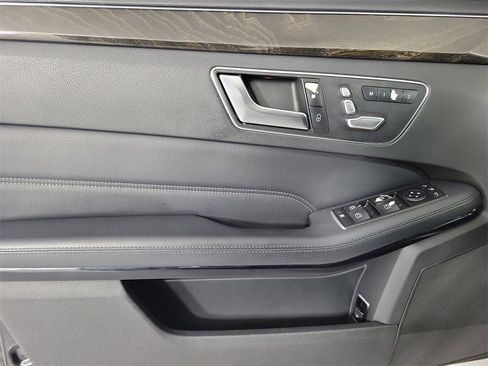 Used 2015 Mercedes-Benz E 350 Sedan image 18