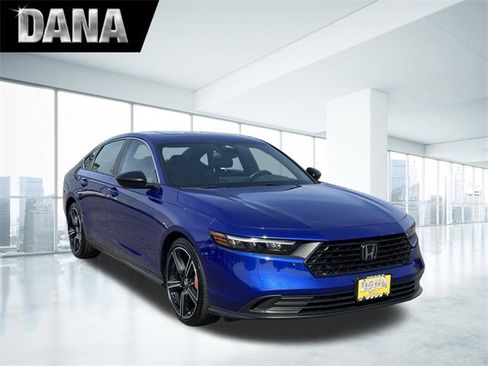 Used 2024 Honda Accord Sport image 1