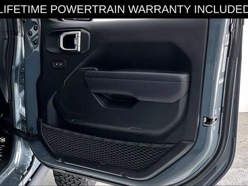 Used 2025 Jeep Wrangler Unlimited Rubicon 4xe AWD/4WD image 23