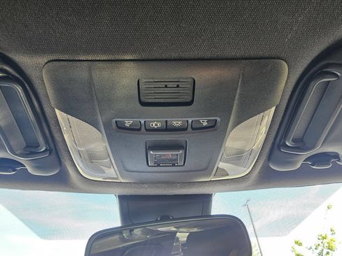 Used 2021 Toyota Corolla SE w/ Carpet Mat Package (TMS) FWD image 21