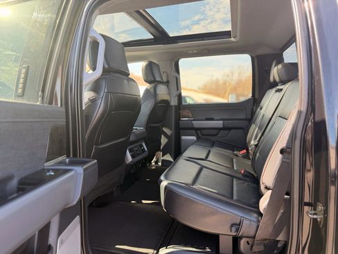 Used 2024 Ford F250 Lariat image 28