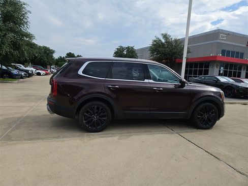 Used 2022 Kia Telluride SX image 10