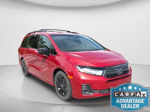 Used 2026 Honda Odyssey Sport-L image 3