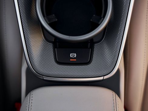 Used 2024 Porsche 911 Turbo image 60