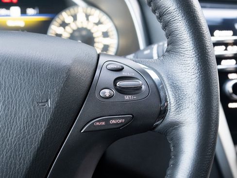 Used 2024 Nissan Murano SV image 8