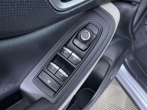 Used 2022 Subaru Forester Limited image 14