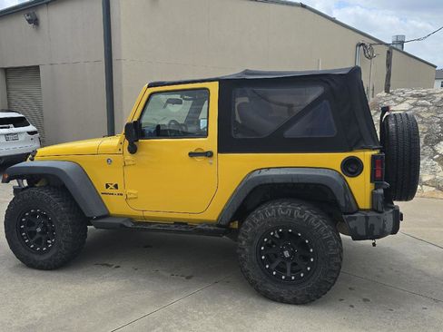 Used 2008 Jeep Wrangler X AWD/4WD image 2