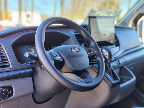 New 2026 Ford Transit 250 Low Roof AWD image 17