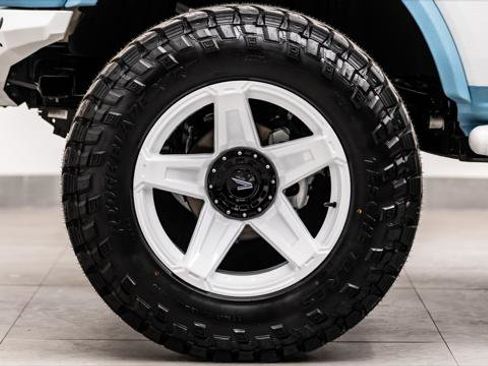 Used 2025 Ford Bronco Big Bend AWD/4WD image 16