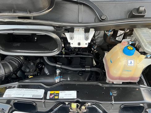 Used 2021 RAM ProMaster 2500 image 40