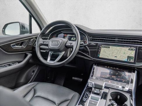 Used 2022 Audi Q7 Premium Plus image 17