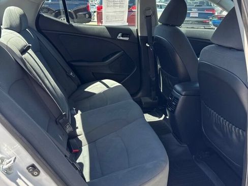 Used 2015 Kia Optima LX w/ Hybrid Convenience Package FWD image 17