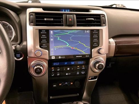 Used 2022 Toyota 4Runner Limited AWD/4WD image 30