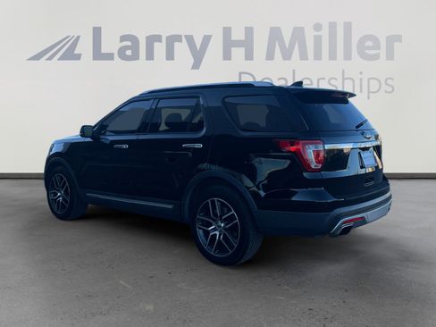 Used 2016 Ford Explorer Platinum image 3