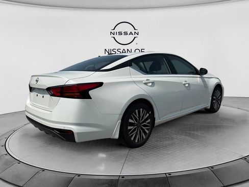 New 2026 Nissan Altima 2.5 SV FWD image 5