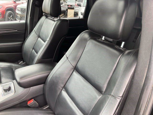 Certified 2020 Jeep Grand Cherokee Limited AWD/4WD image 12