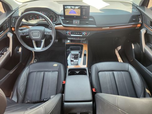 Used 2023 Audi Q5 2.0T Premium w/ Convenience Package image 22