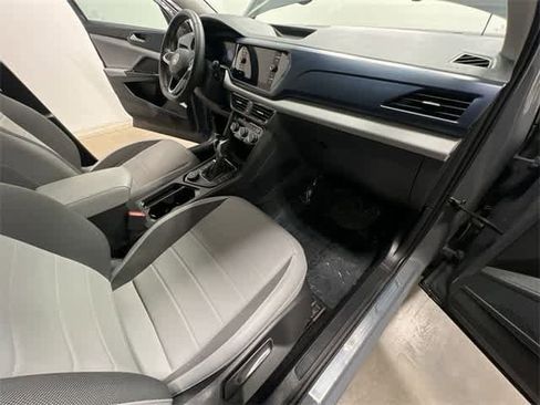 Certified 2023 Volkswagen Taos SE image 20