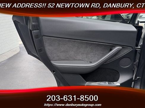 Used 2023 Tesla Model Y 2WD image 25
