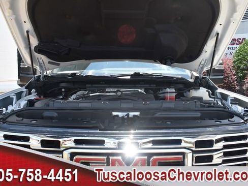Used 2024 GMC Sierra 2500 Denali w/ Denali Reserve Package AWD/4WD image 41
