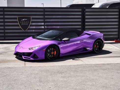 Used 2024 Lamborghini Huracan EVO image 5