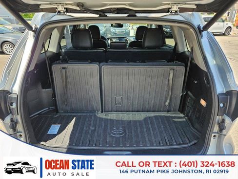 Used 2017 Toyota Highlander XLE AWD/4WD image 21