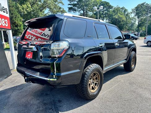 Used 2016 Toyota 4Runner Limited AWD/4WD image 3