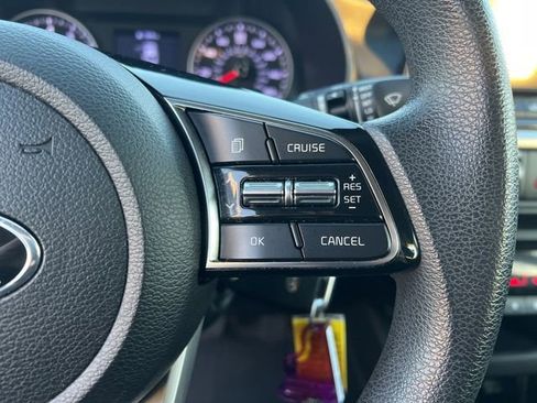 Used 2019 Kia Forte LXS image 15