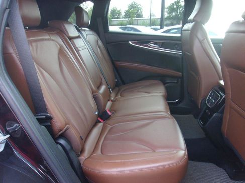 Used 2023 Lincoln Nautilus Reserve w/ Equipment Group 201A FWD image 11