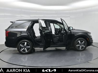 Used 2023 Kia Sorento S w/ Panoramic Sunroof Package