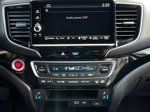 Used 2024 Honda Ridgeline Black Edition image 17