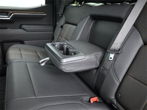 Certified 2026 Chevrolet Silverado 1500 High Country image 33