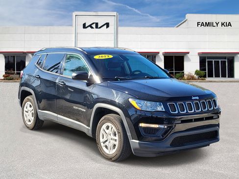 Used 2019 Jeep Compass Sport w/ Tech Group image 1