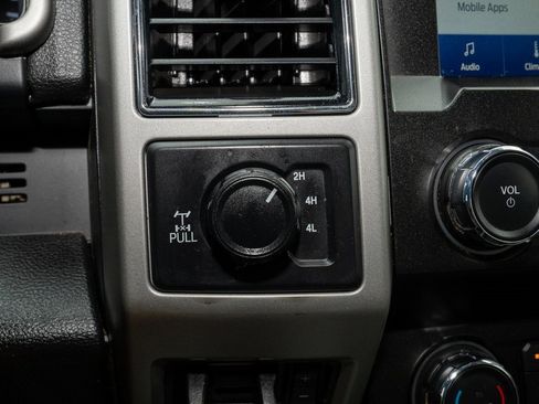 Used 2021 Ford F350 Lariat image 19