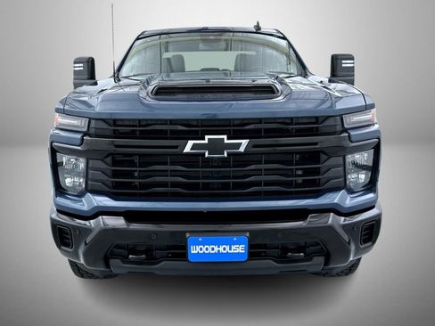 Used 2026 Chevrolet Silverado 2500 Custom w/ Custom Value Package AWD/4WD image 2