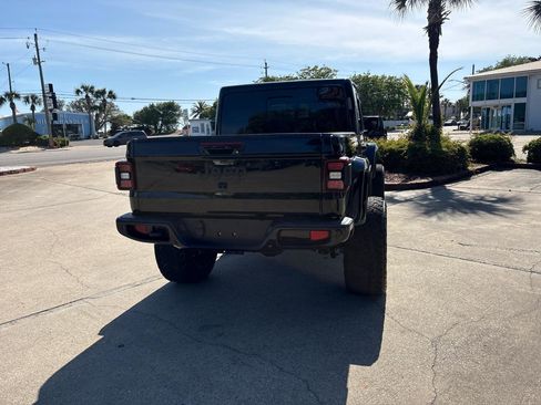 Used 2022 Jeep Gladiator Overland AWD/4WD image 7