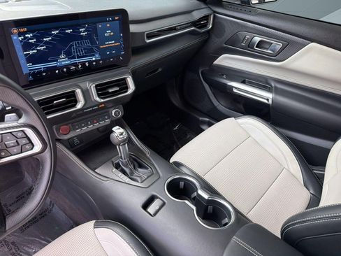 Used 2025 Ford Mustang GT Premium RWD image 14