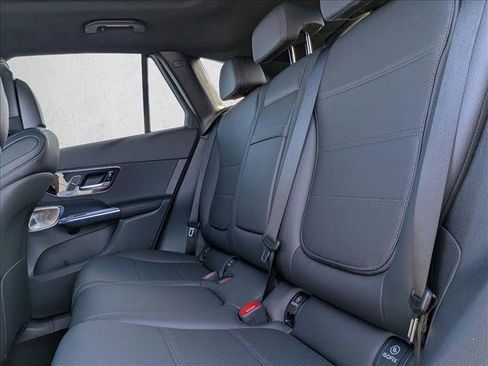 New 2026 Mercedes-Benz GLC 300 image 17