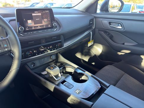 New 2026 Nissan Rogue SV w/ Cold Weather Package image 21