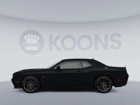 Used 2023 Dodge Challenger R/T Scat Pack w/ Plus Package image 2