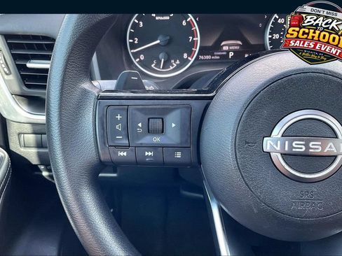 Used 2023 Nissan Rogue SV FWD image 18