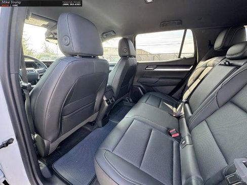 New 2026 GMC Terrain Elevation w/ Elevation Premium Package image 13